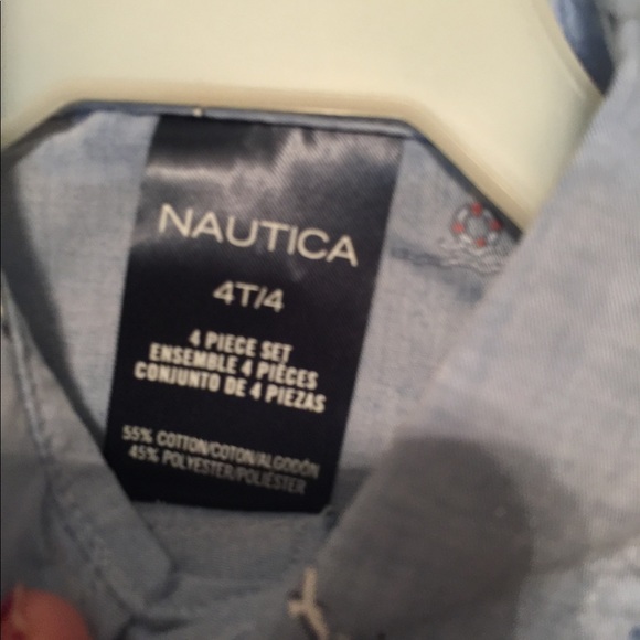 Deux Hauts Jumeaux Rayés Marine Ou Noir Et Blanc - Taille 4T - Cherokee - Neuf Avec étiquette